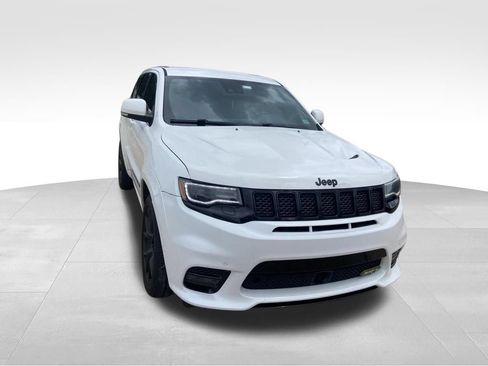 Used 2018 Jeep Grand Cherokee SRT AWD/4WD image 3