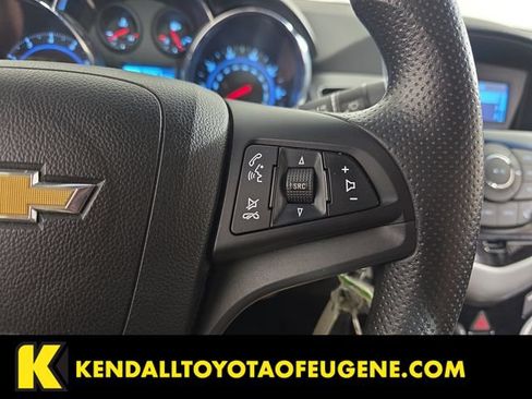Used 2015 Chevrolet Cruze LT w/ Sun And Sound Package FWD image 13