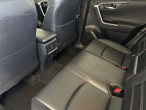 Certified 2019 Toyota RAV4 Limited w/ Advanced Technology Package FWD image 28