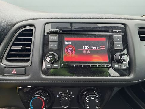 Used 2022 Honda HR-V LX image 21