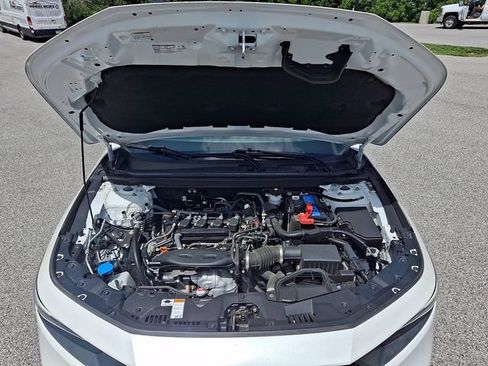 Used 2023 Honda Accord EX image 25