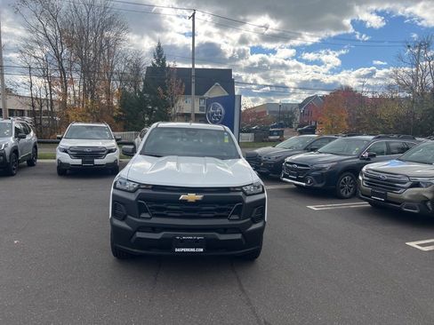 Used 2025 Chevrolet Colorado W/T image 8