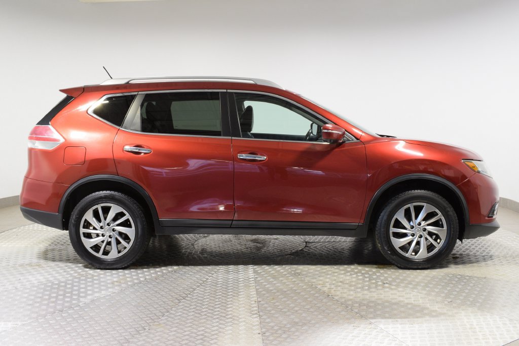 Used 2014 Nissan Rogue SL w/ SL Premium Package AWD/4WD image 2
