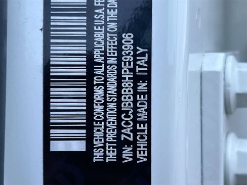 Used 2017 Jeep Renegade Altitude image 37