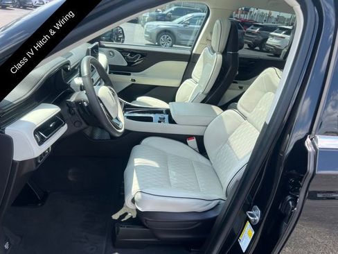 Certified 2024 Lincoln Aviator Black Label w/ Dynamic Handling Package AWD/4WD image 14