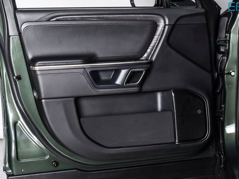 Used 2023 Rivian R1T Adventure image 11