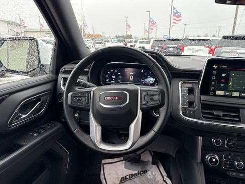 Used 2024 GMC Yukon SLE AWD/4WD image 35