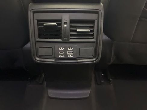 Used 2025 Subaru Forester Premium AWD/4WD image 15