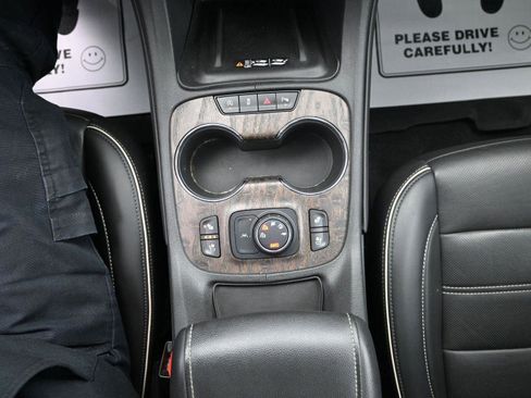 Used 2021 GMC Acadia Denali w/ Denali Ultimate Package image 37