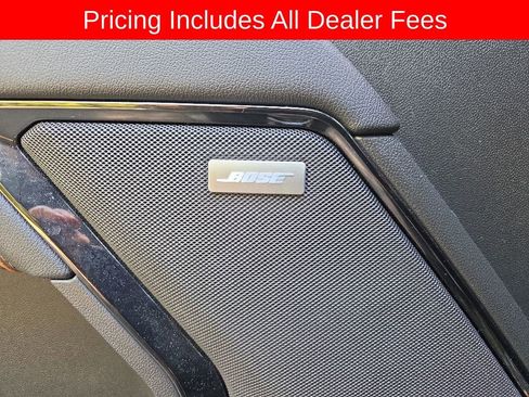 Used 2023 GMC Sierra 1500 AT4 w/ Technology Package AWD/4WD image 4