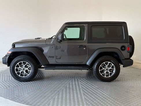 Used 2024 Jeep Wrangler Sport AWD/4WD image 2