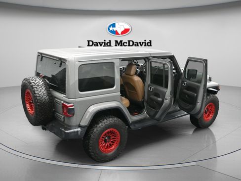 Used 2020 Jeep Wrangler Unlimited Sahara AWD/4WD image 46