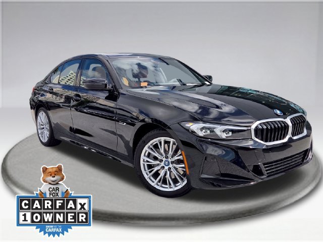 Used 2023 BMW 330e w/ Driving Assistance Package RWD image 2