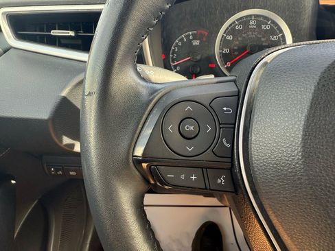 Used 2022 Toyota Corolla Hatchback image 15