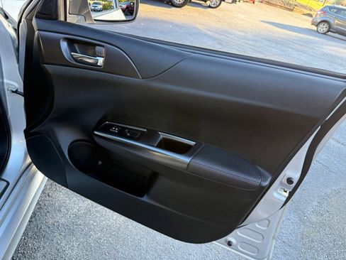 Used 2011 Subaru Impreza WRX STI image 50