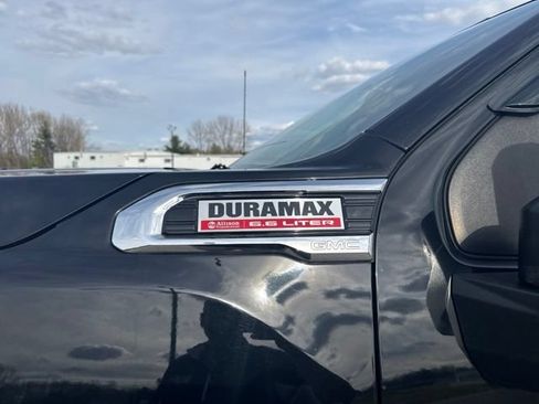 Used 2022 GMC Sierra 3500 SLE w/ SLE Convenience Package AWD/4WD image 3