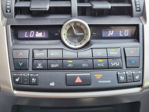 Used 2017 Lexus NX 200t FWD image 19