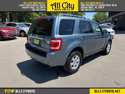 Used 2010 Ford Escape Limited AWD/4WD image 7
