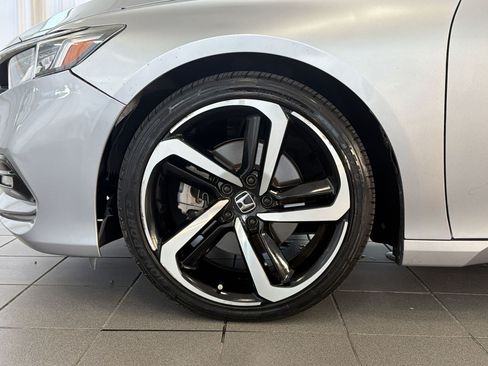Used 2020 Honda Accord Sport image 12