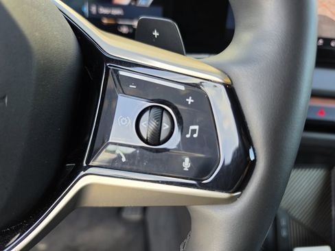 Used 2025 BMW X3 xDrive30i image 23