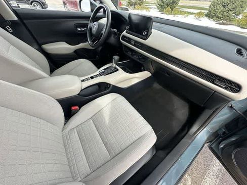 Used 2024 Honda HR-V LX image 17