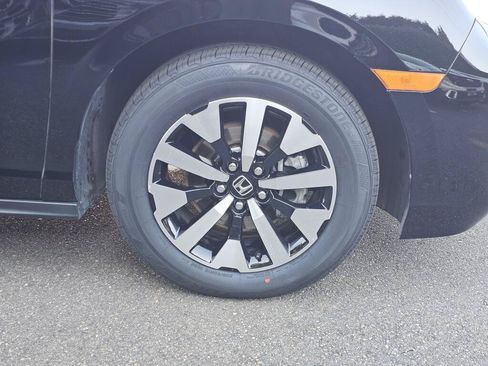 Used 2025 Honda Odyssey EX-L image 9