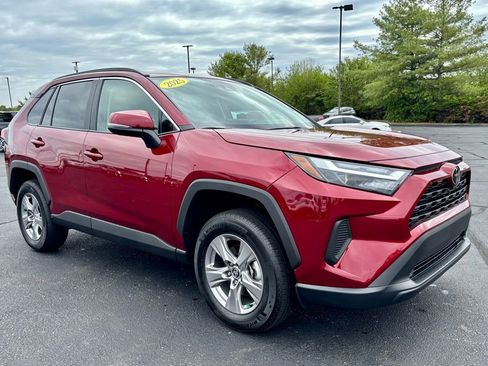 Used 2025 Toyota RAV4 XLE w/ Convenience Package AWD/4WD image 9