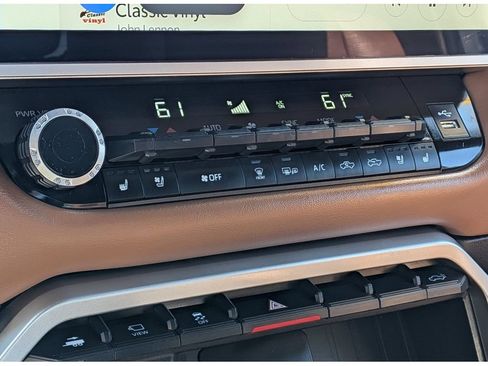 Used 2025 Toyota Tundra 1794 Edition AWD/4WD image 17
