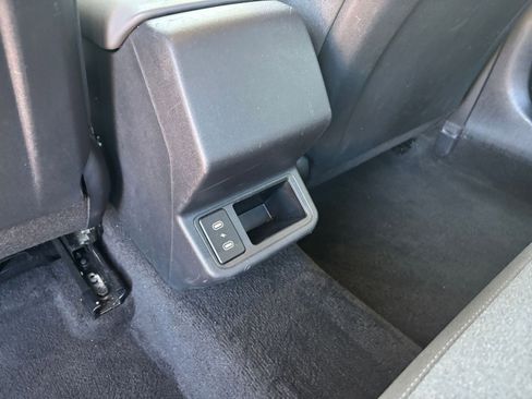 Used 2025 Kia K4 LXS image 25