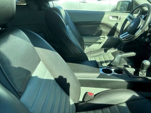 Used 2008 Ford Mustang GT Premium RWD image 10