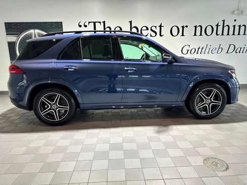 Certified 2026 Mercedes-Benz GLE 350 Exclusive 4MATIC AMG Line image 3