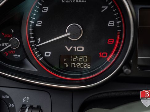 Used 2011 Audi R8 V10 AWD/4WD image 34