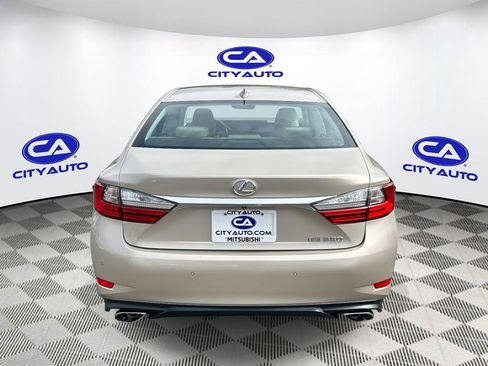 Used 2018 Lexus ES 350 w/ Navigation System Package image 5