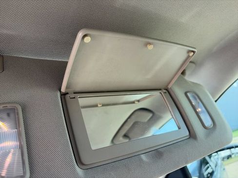 Used 2018 GMC Sierra 1500 SLT AWD/4WD image 25
