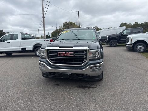 Used 2019 GMC Sierra 1500 SLE w/ SLE Value Package image 15
