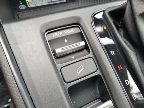 Used 2025 Honda CR-V Sport-L image 31