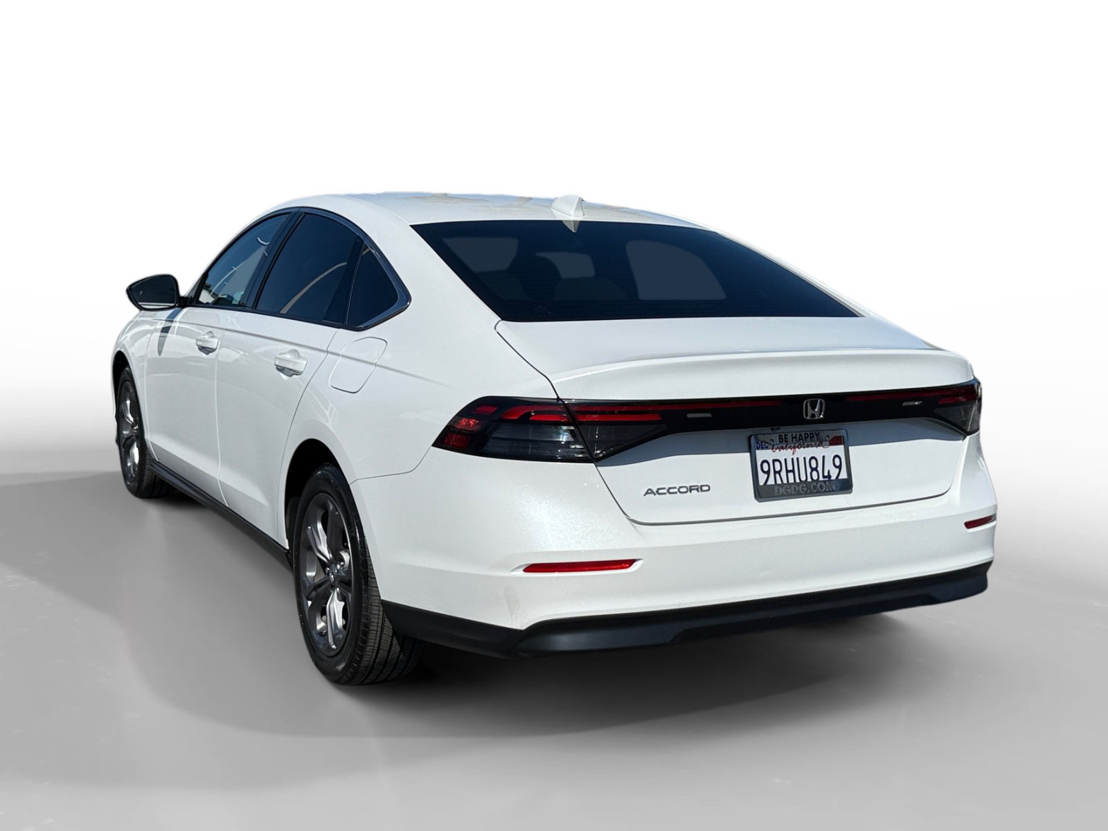 Certified 2024 Honda Accord EX image 3