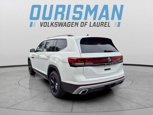 New 2026 Volkswagen Atlas Peak Edition image 5