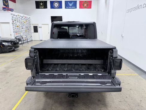 Used 2022 Jeep Gladiator Sport AWD/4WD image 23