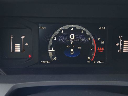 Used 2025 Toyota Tacoma SR5 RWD image 15