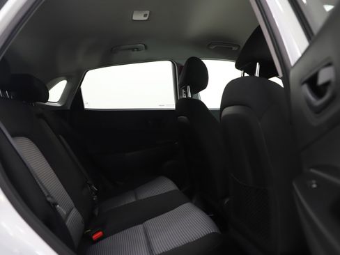 Used 2019 Hyundai Kona SEL image 12