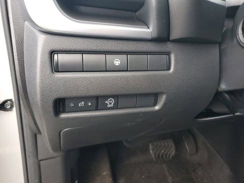 Certified 2023 Nissan Rogue SV AWD/4WD image 19