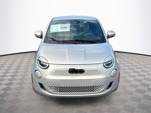 New 2025 FIAT 500 e image 2