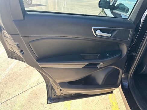Used 2020 Ford Edge SE AWD/4WD image 23