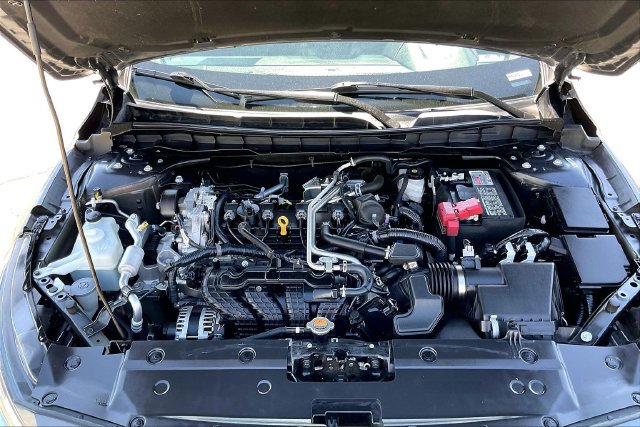 Certified 2025 Nissan Altima 2.5 S FWD image 9