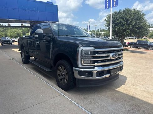 Used 2025 Ford F250 King Ranch w/ Chrome Package AWD/4WD image 2