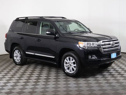Used 2020 Toyota Land Cruiser image 66