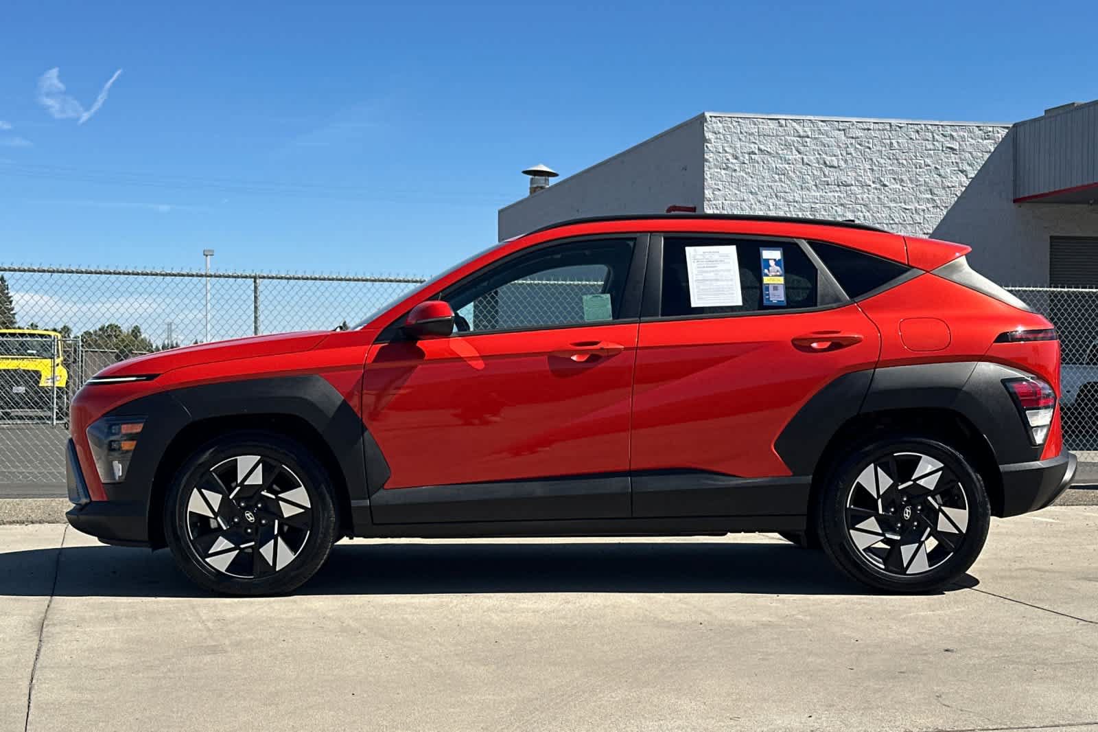 Used 2024 Hyundai Kona SEL FWD image 6