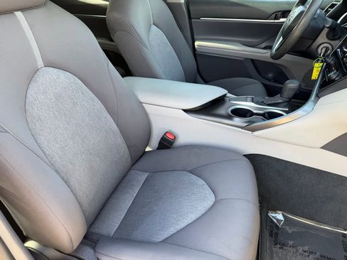 Used 2024 Toyota Camry LE image 11