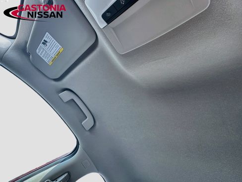 Used 2024 Nissan Sentra SV FWD image 27